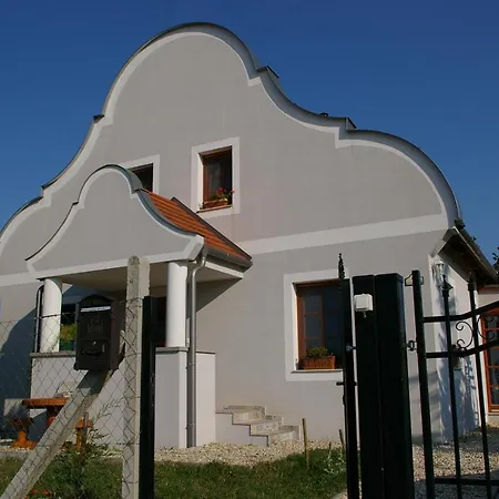 Sárkányházi * Németbarnag