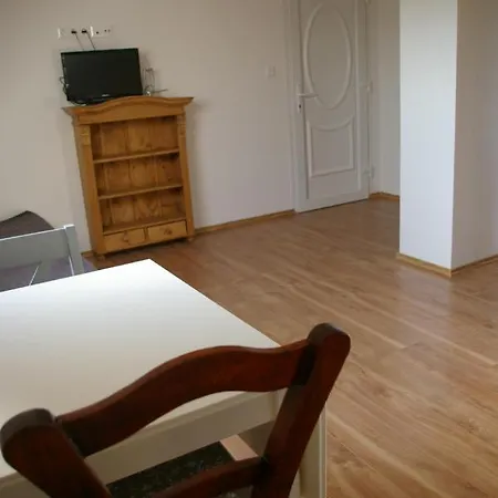 Sárkányházi Apartman